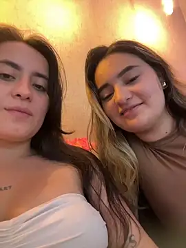 Antonella_Julieta's Live XXX Chat