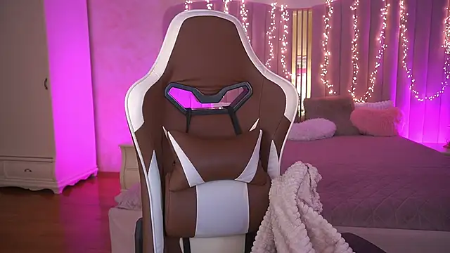 Živý XXX chat TorrySrar