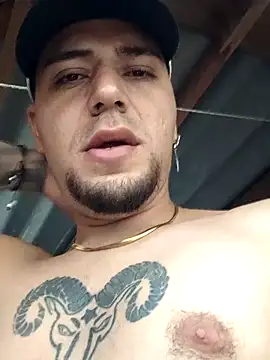 HallowedMilan's Live XXX Chat