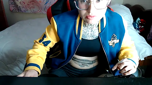 ArrangedFoot Adlı Modelin Canlı XXX Sohbeti