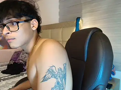 mathias_oberlin Show in webcam