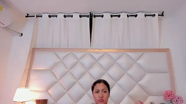 brittany069 Chat XXX live