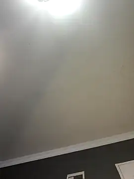 Pokazy przed kamerką – SWEETDOLLY29XX