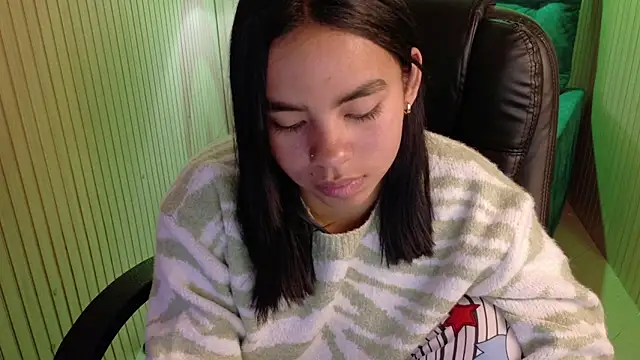 SofiaMante_: онлайн-секс-чат