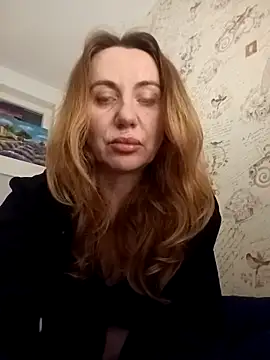 Show modela NotForAlll na web-kameri