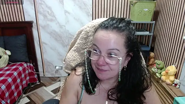 Sonialorens_ Chat XXX in diretta