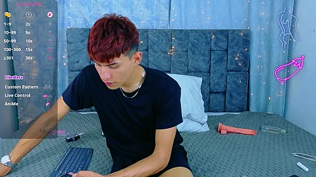 Živý XXX chat NicolasTorrez