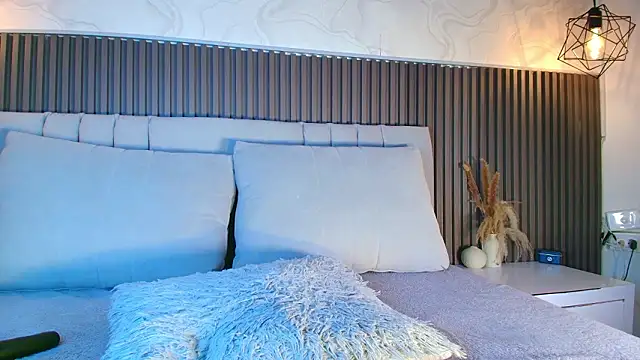 SHANONCLARK: онлайн-секс-чат