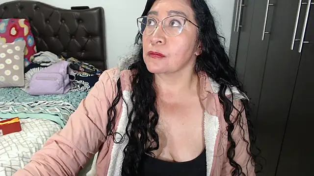 Chatroom XXX en direct de Grace_mature_milf