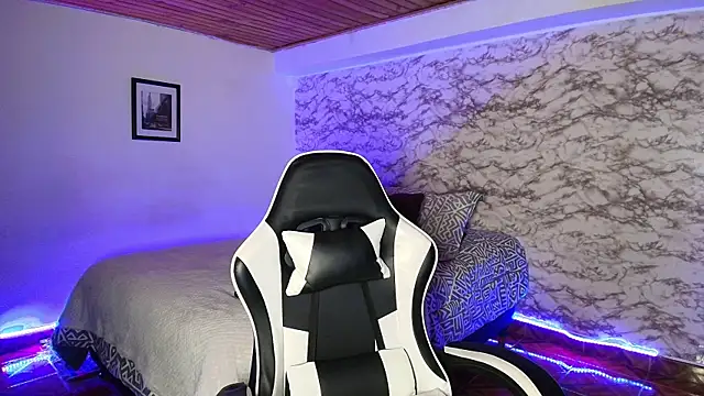 Camila_IRoose's Live XXX Chat