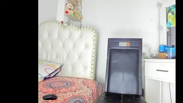 sweet_supreme Adlı Modelin Web Kamerası Şovu