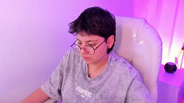 Nathaly_ds Chat XXX live