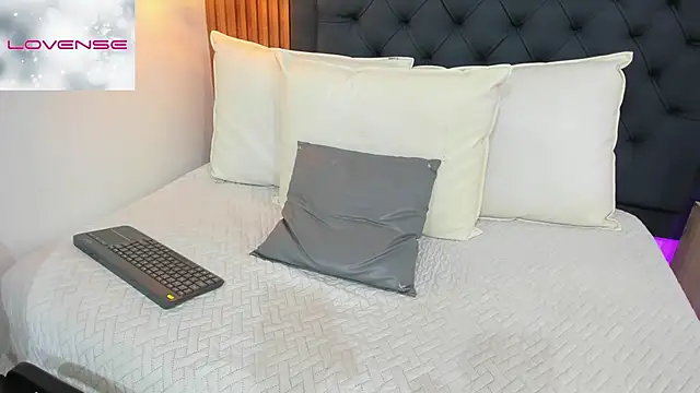 Hisoka_011 在線直播表演