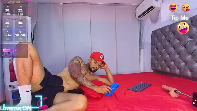 Valentiinoss 即時 XXX 聊天