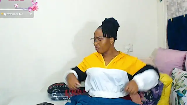 veronica1xxx Adlı Modelin Canlı XXX Sohbeti