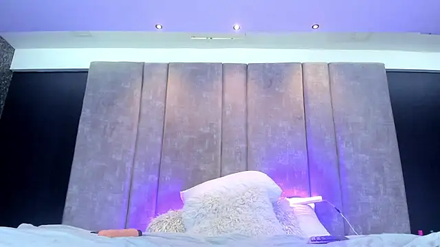 Juliethaamour's Live XXX Chat