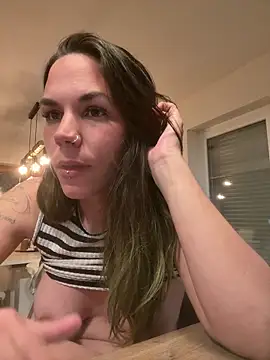 Chat +18 de Lady_Knaller ao vivo