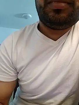 Pertunjukan Kamera Web iamsuofficial