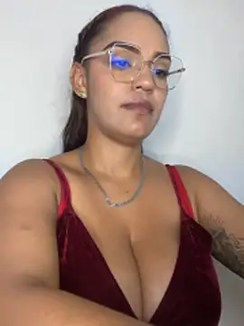 Sara-77n Live XXX chat