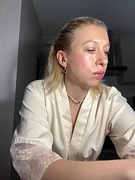 Kittie_Valentinen Live XXX chat