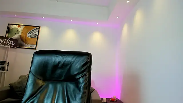 Alicee_Broownn Chat XXX in diretta