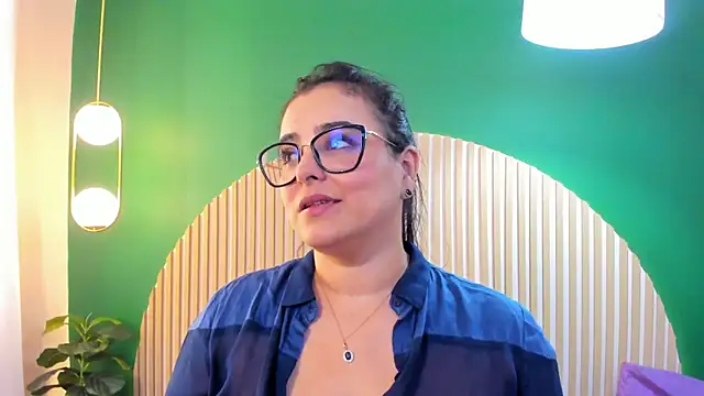 taylor_bennet's Live XXX Chat