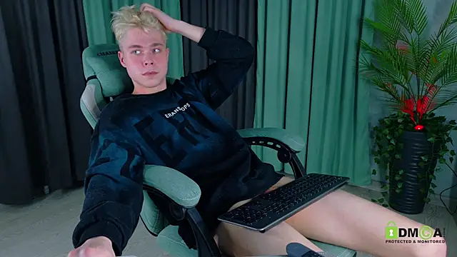 Fred_Cute Adlı Modelin Canlı XXX Sohbeti