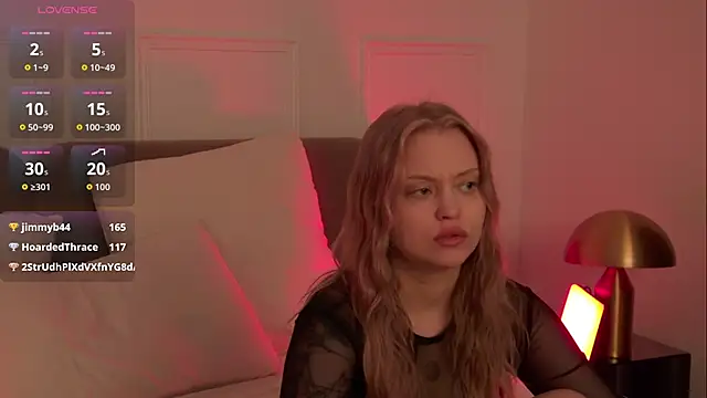 MollyHilton Chat XXX live