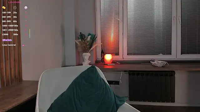 عرض كام OssieCrews