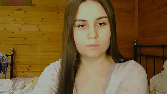 Chatroom XXX en direct de LucyMur