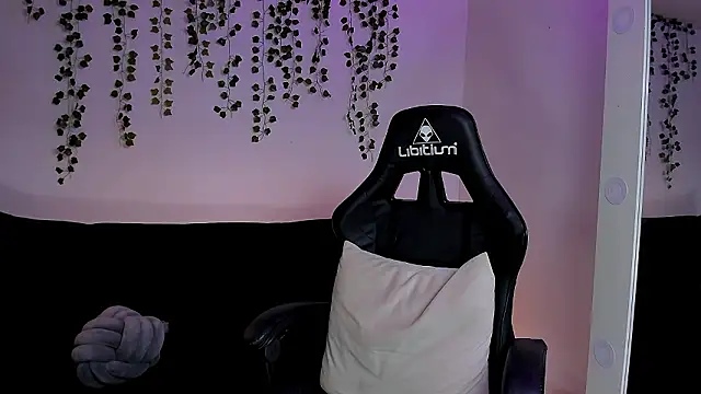 sara_doll77 Chat XXX in diretta