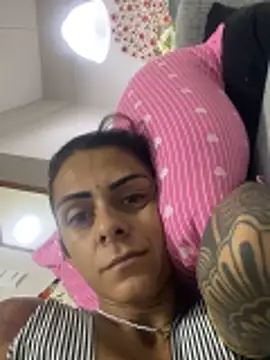 sabrinaneves Adlı Modelin Canlı XXX Sohbeti