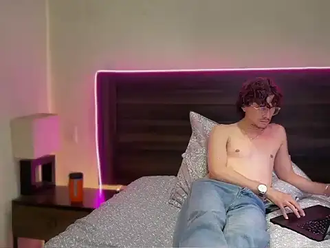 mcklister_kinky_feets Webcam show