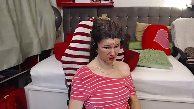 XXX chat uživo modela kellyterapy