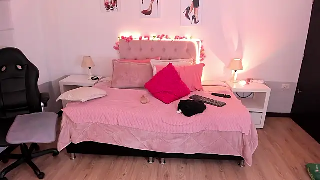 Czat XXX na żywo – Samantha_spike2