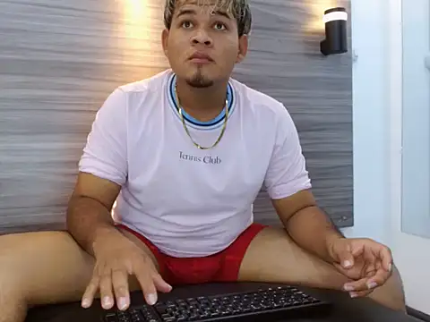 jacobxhott 在線直播表演