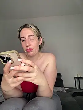 JuliaPrivat Live XXX-Chat