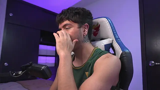 دردشة _morghan_ الجنسية المباشرة