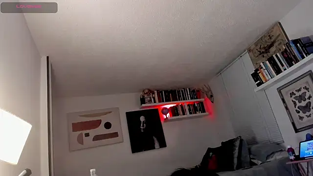 دردشة ivaaaan_ الجنسية المباشرة