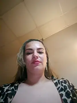 Онлайн чат XXX AvaCherry