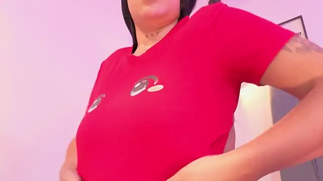 iam_sofiiaのライブXXXチャット