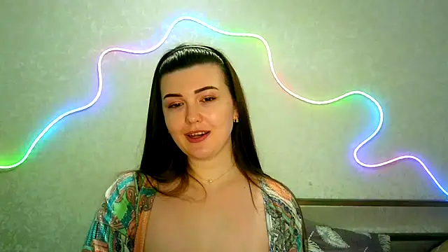 SeductiveTatiのライブXXXチャット