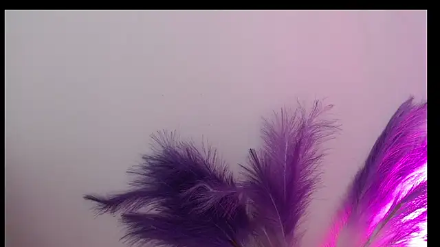 Queen_Rousee live XXX chat