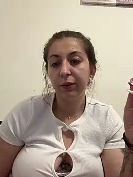 dalia0710's Live XXX Chat