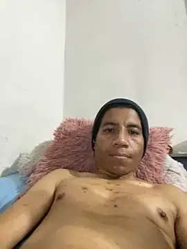 Show modela Gaelo100 na web-kameri