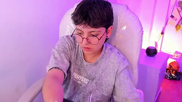 Nathaly_ds' Live XXX Chat