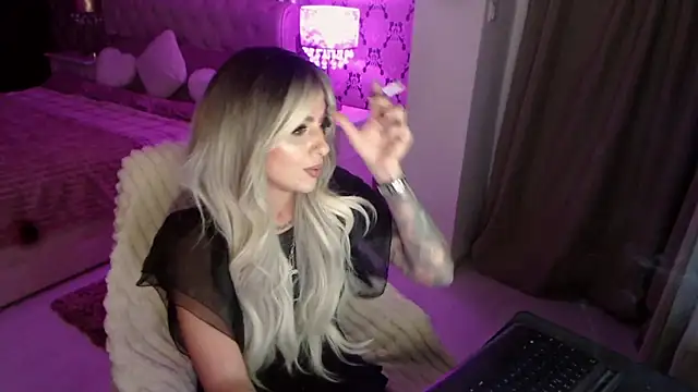 Živý XXX chat missJen111