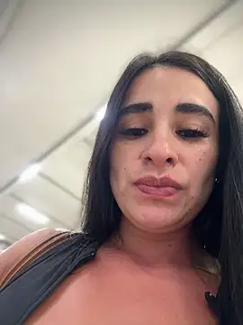 RoseOnYou Adlı Modelin Web Kamerası Şovu