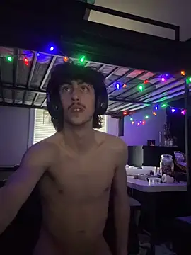 Pokazy przed kamerką – zerces111