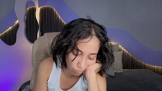 hot_little_bunny's Live XXX Chat